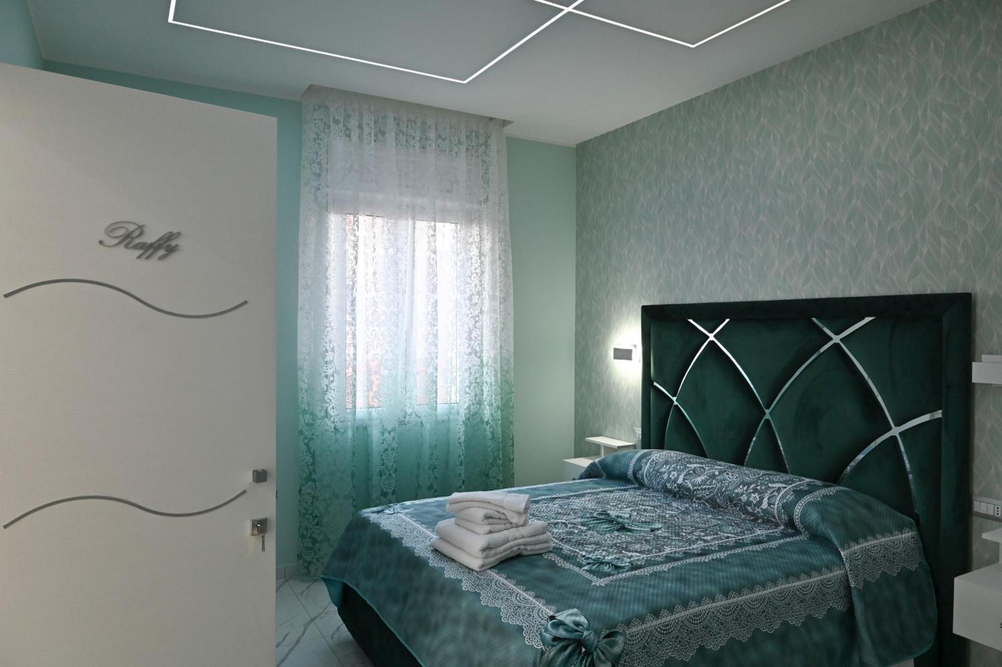 Bebsantaniellohouse1 Bed & Breakfast เนเปิลส์ ภายนอก รูปภาพ