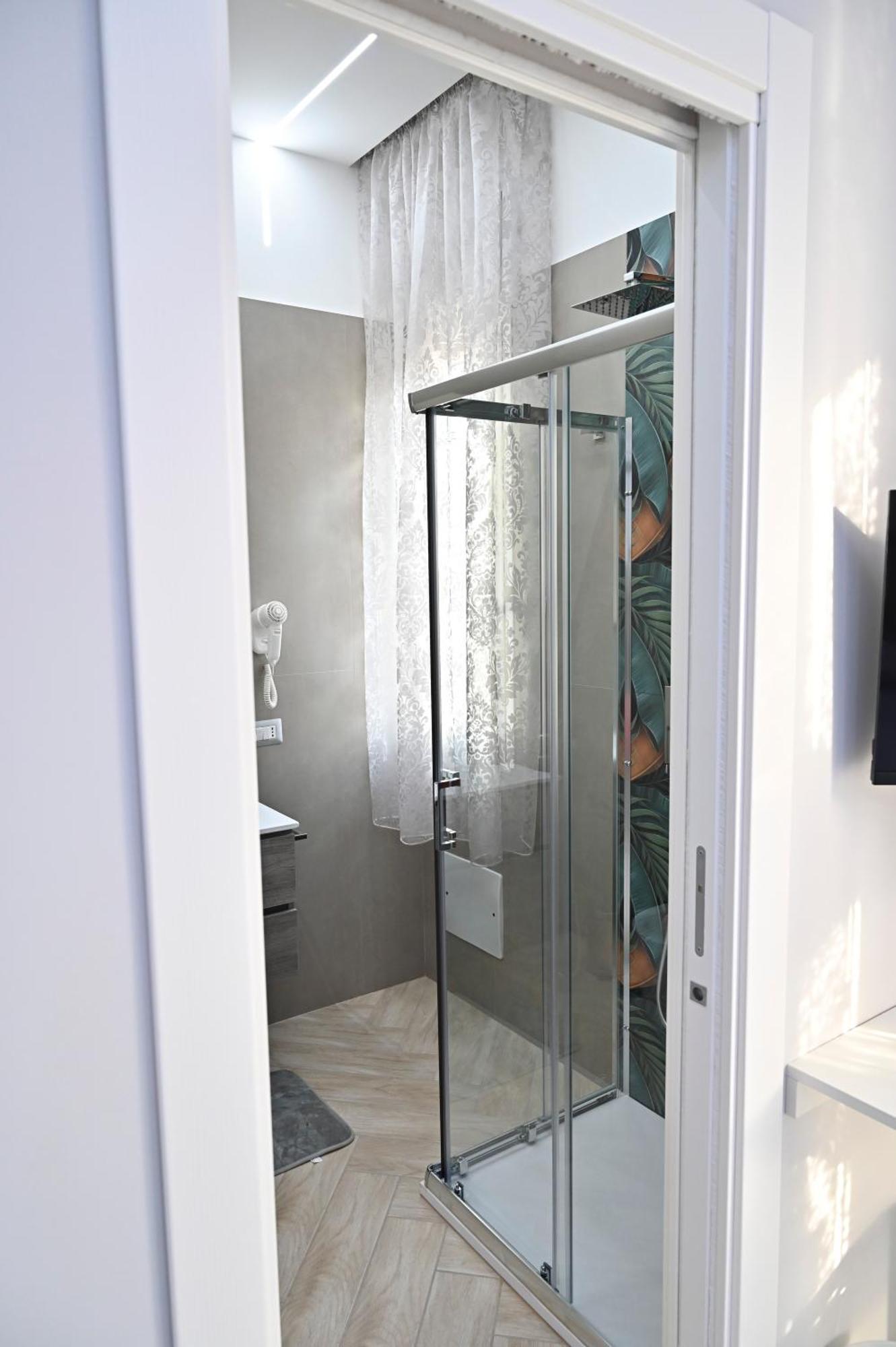 Bebsantaniellohouse1 Bed & Breakfast เนเปิลส์ ภายนอก รูปภาพ