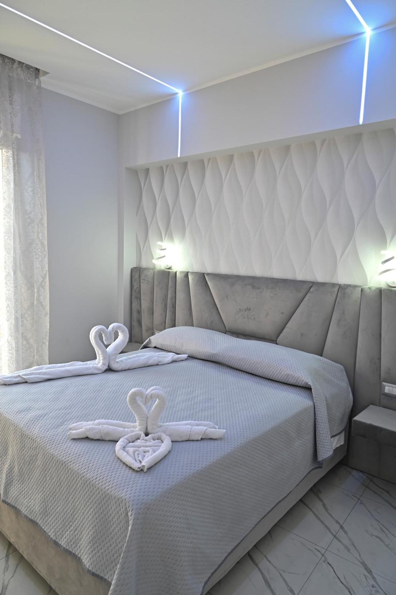 Bebsantaniellohouse1 Bed & Breakfast เนเปิลส์ ภายนอก รูปภาพ