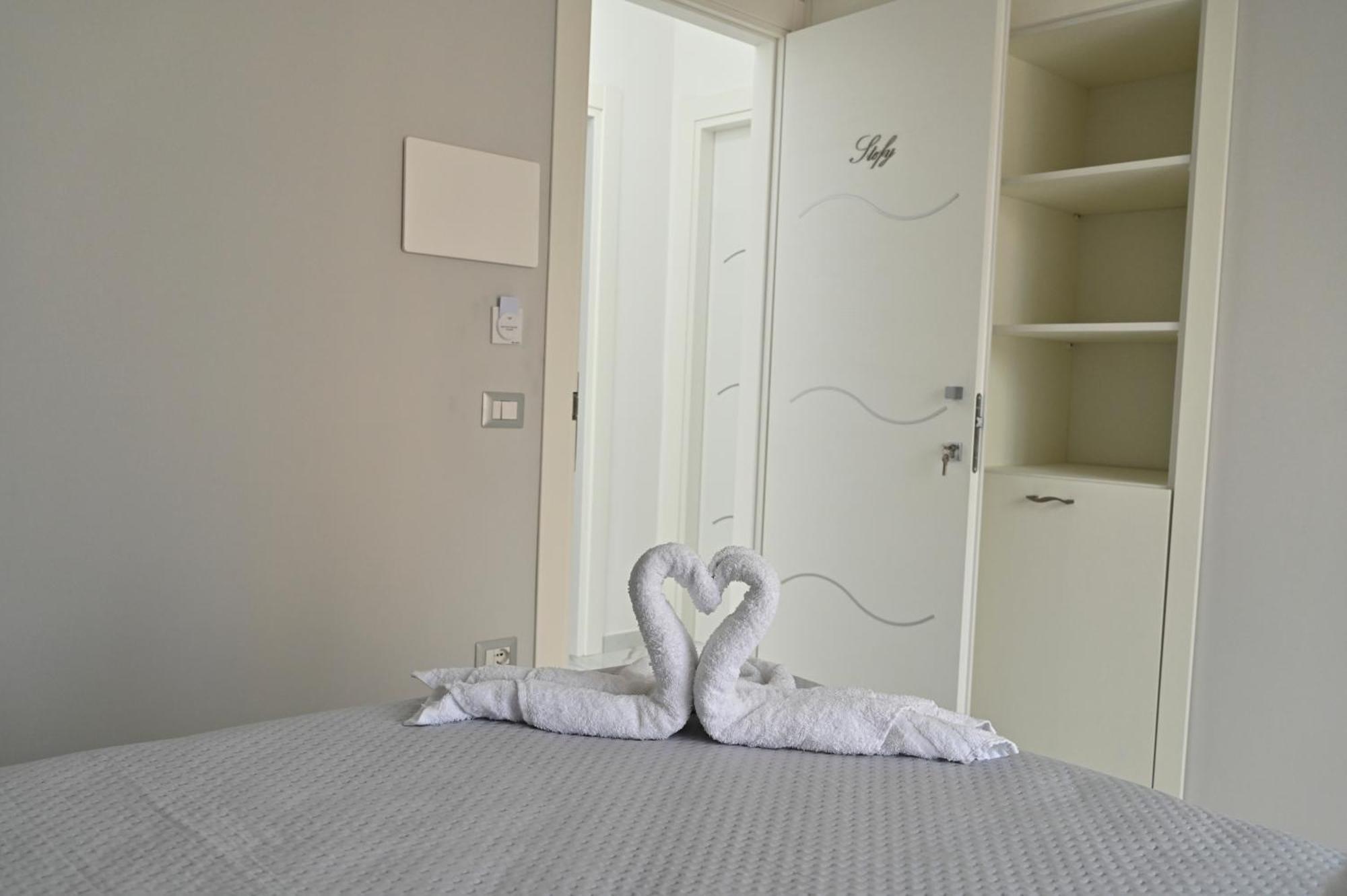 Bebsantaniellohouse1 Bed & Breakfast เนเปิลส์ ภายนอก รูปภาพ